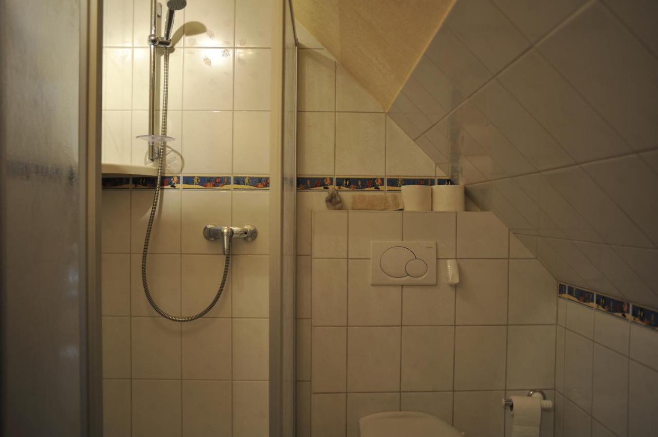 Haus Engelskrug 森海姆 外观 照片